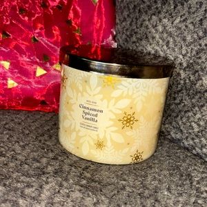 Bath & Body Works Cinnamon Spiced Vanilla 3 Wick Candle